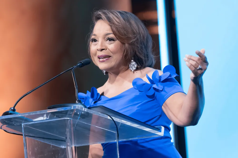 Award-winning anchor and emcee Judi Gatson sets the tone for an inspiring evening at the Blue Hope Bash.